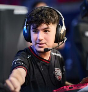 Alvo da G3X, reNTU confirma saída da RED Canids