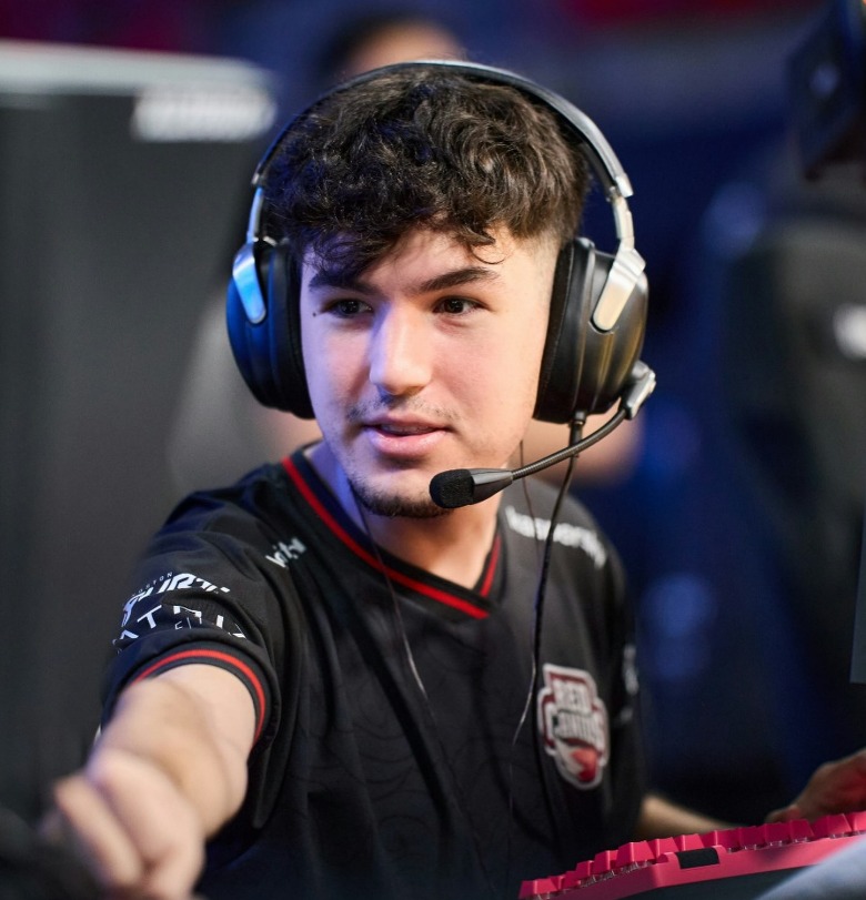 Alvo da G3X, reNTU confirma saída da RED Canids